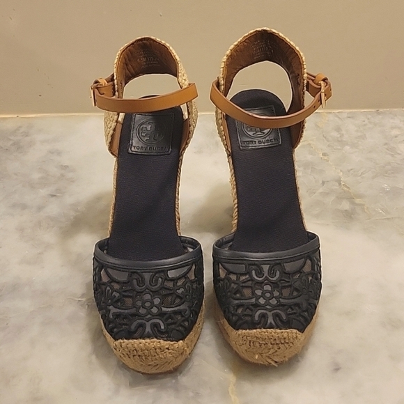Tory Burch Leather Lucia Canvas Espadrille Wedge Crochet Woven Lace Sandal 6.5 - Picture 3 of 10